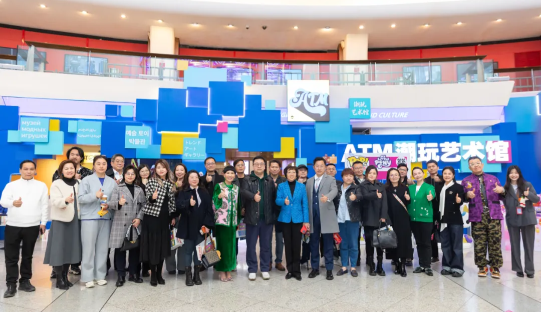 IP领航局 | 共聚东方明珠，26家企业决策人“唠透”IP情绪价值