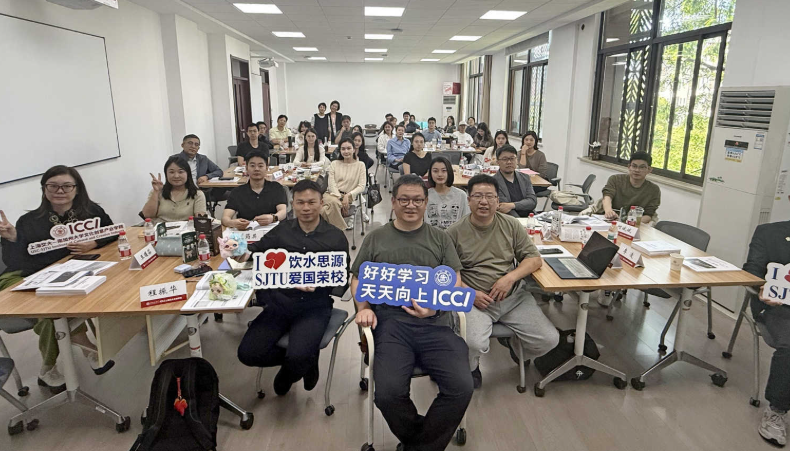 揭秘潮玩爆款打造底层逻辑，行业大咖分享干货来啦！