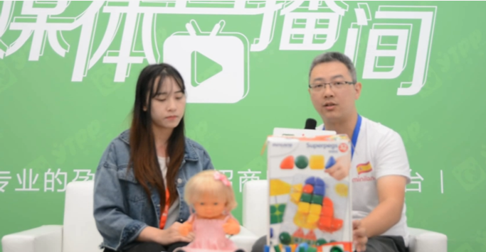 育英林李强：让“全大教育”理念发芽生根