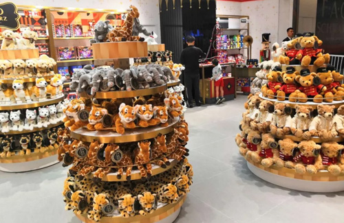 玩具门店越开越大，凯知乐的勇气从何而来？