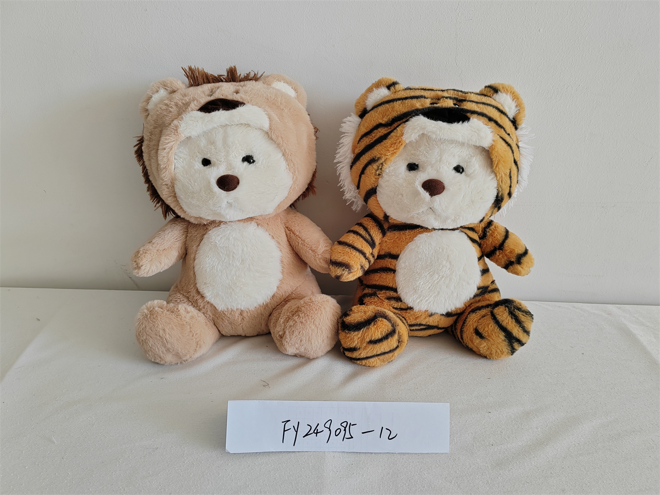 戴帽熊