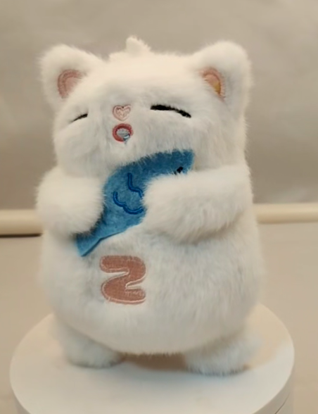 白色酣睡猫