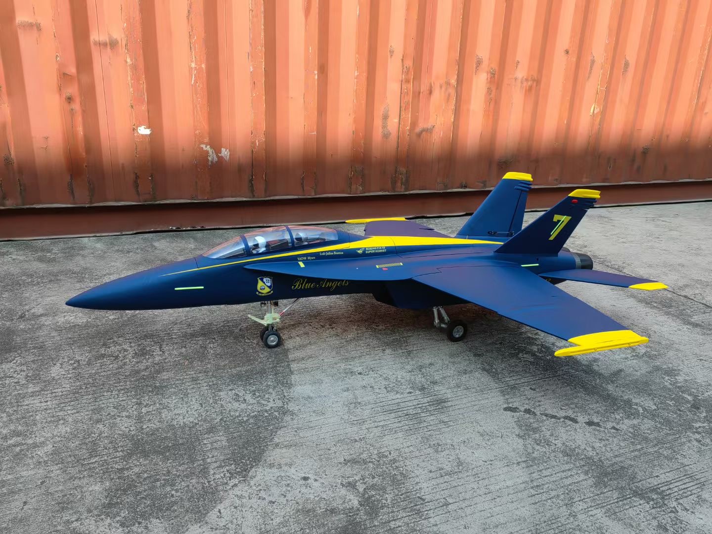 F18像真飞机