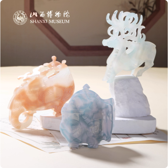 把“文物”别在发间