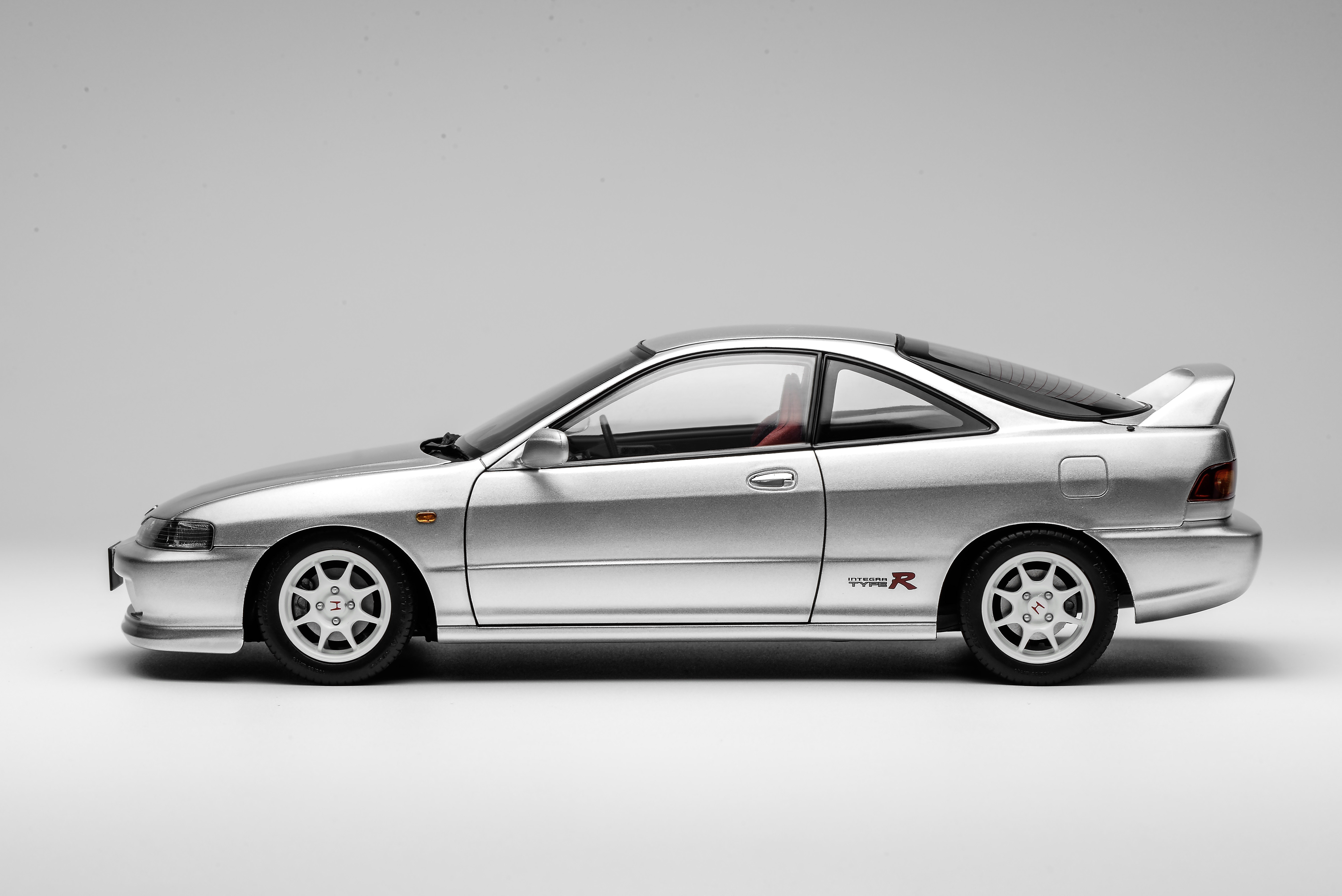 MH 本田Honda Integra Type R （DC2）Pre-Facelift 前期版 1/18 合金汽车模型