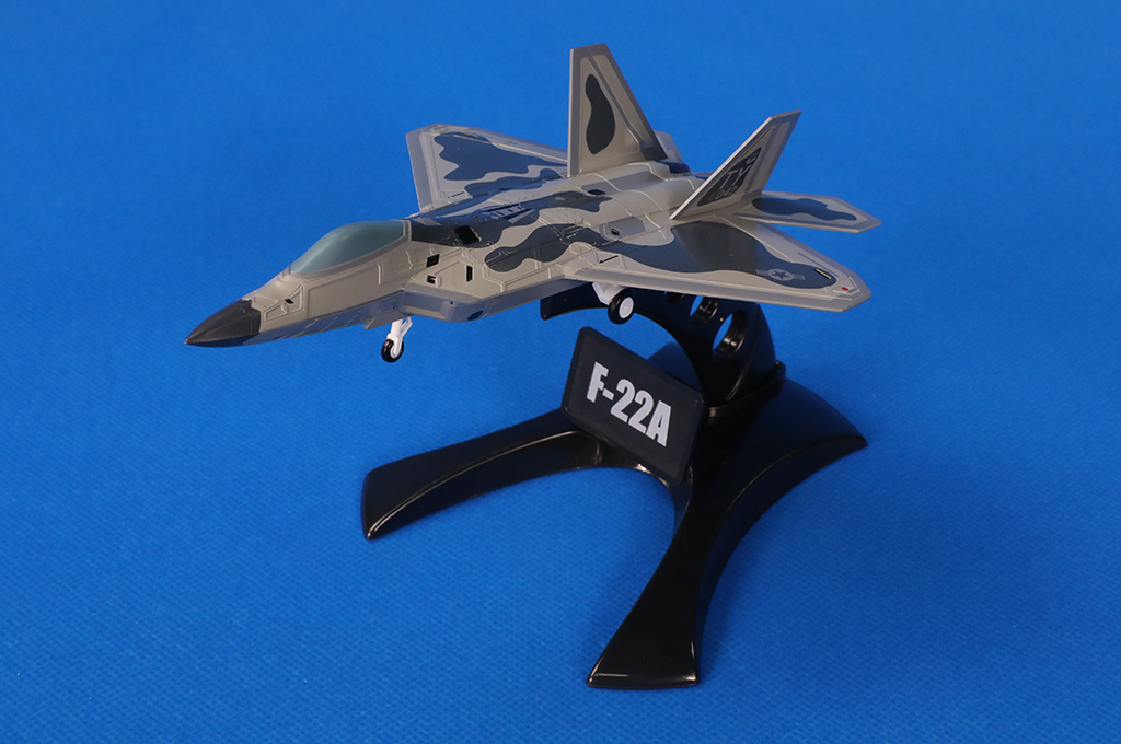 39601 F-22"猛禽"战斗机