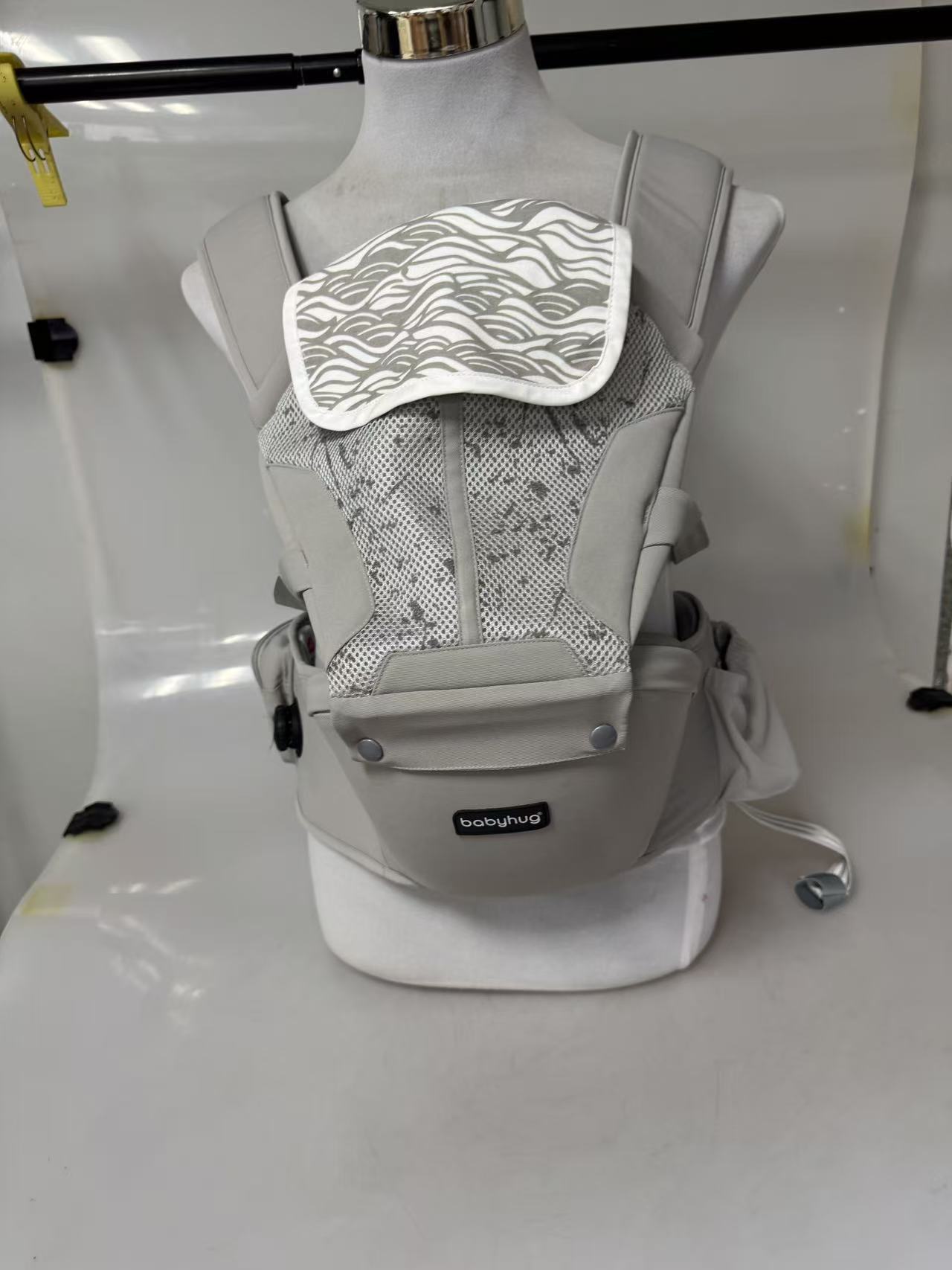 babyhug Breathable Mesh Multi-position Baby Hip Seat Carrier