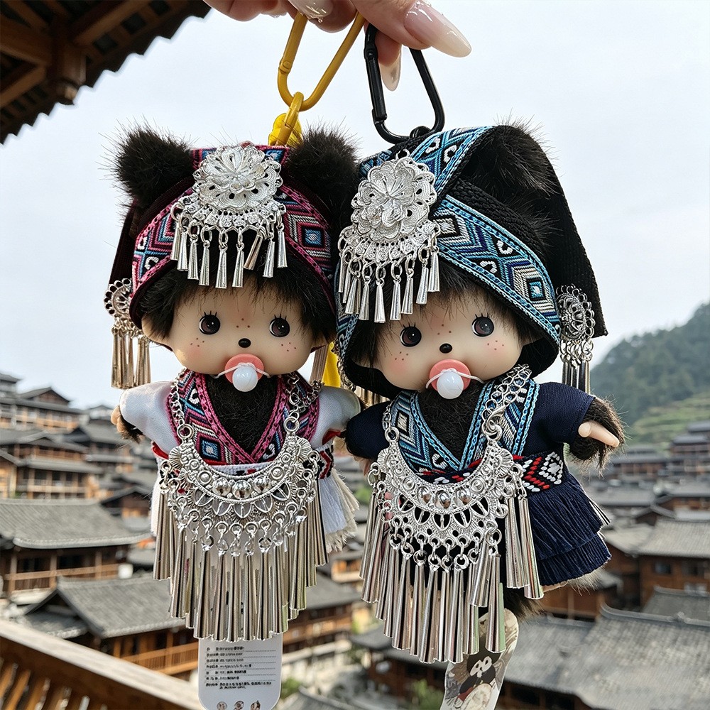 潮玩民族风娃衣