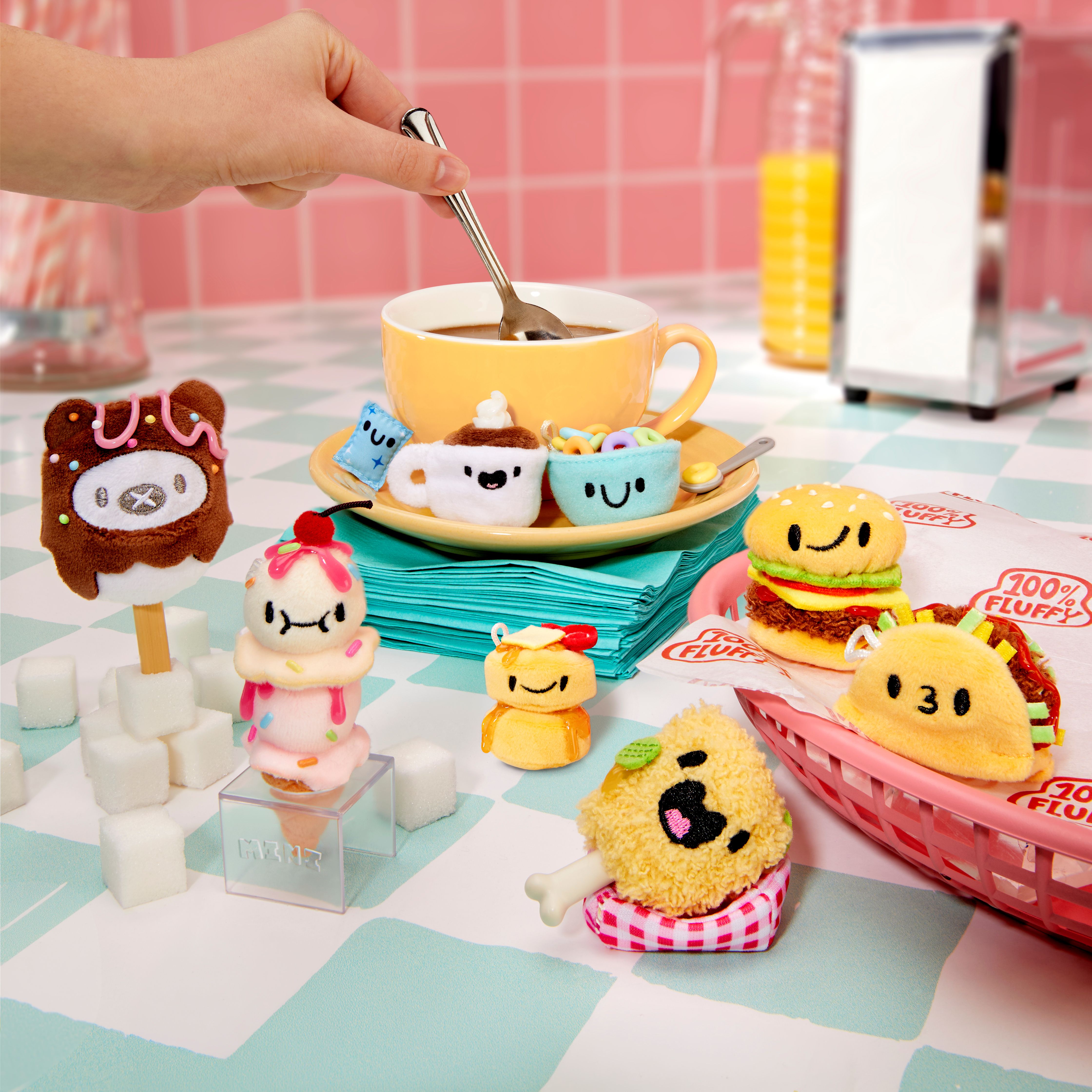 MGA's Miniverse - Make It Mini Plush in PDQ