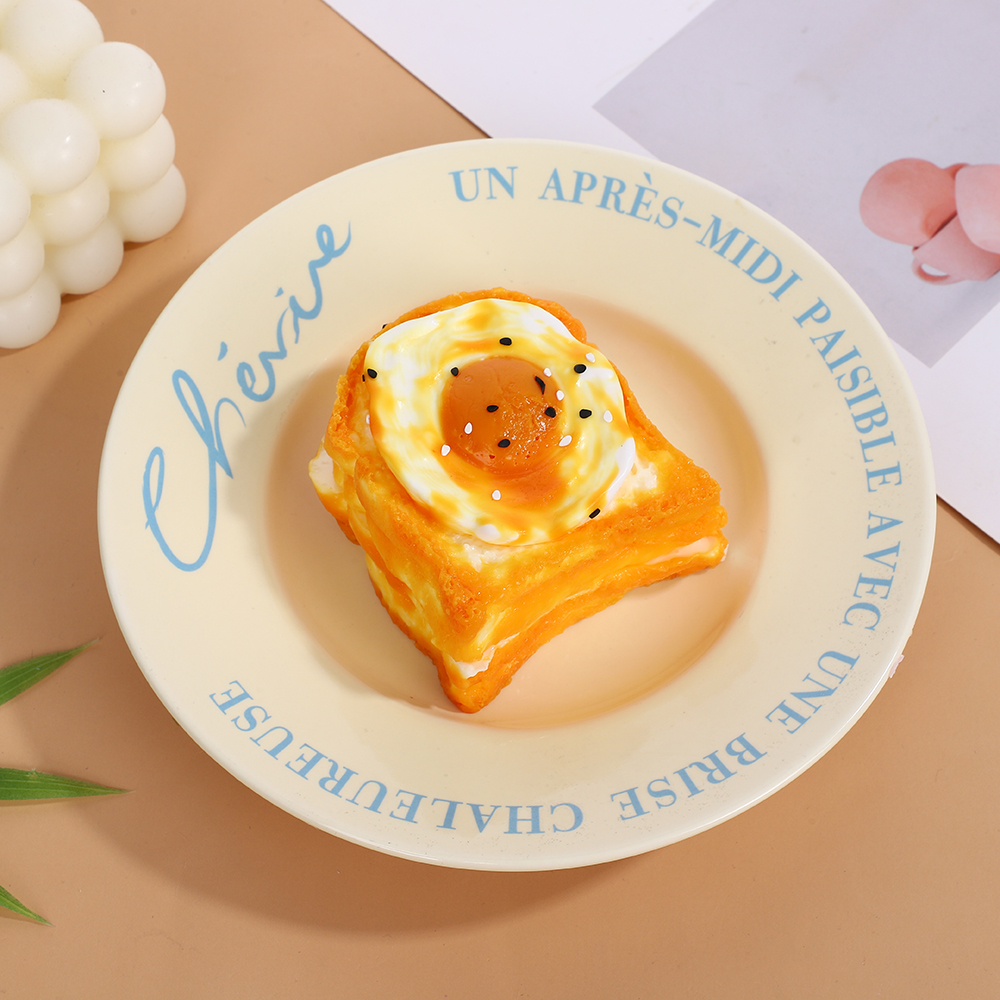 Pan-fried egg toast kneading toy
