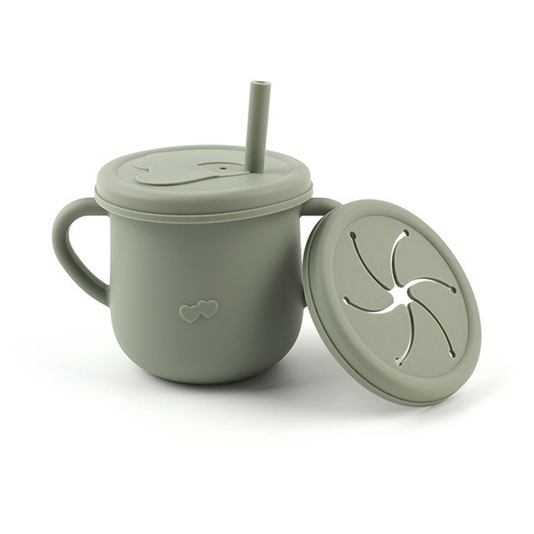 Sippy baby cup