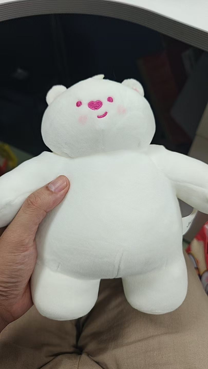 巨人熊毛绒公仔