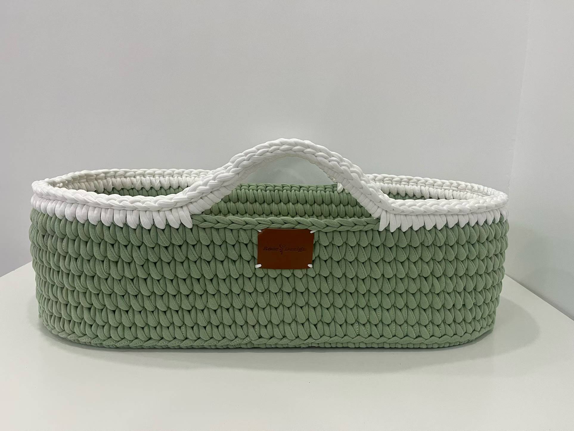 Knitted Portable Baby Moses Basket